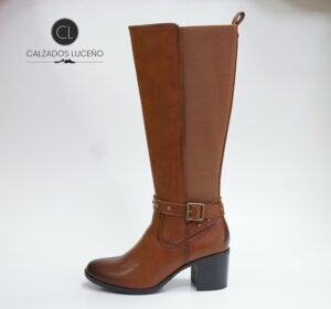 Amarpies Bota Negra Mujer Tacon Alto Cuero Con Cremallera y Elastico que se Ajusta a la Pierna Modelo ASY29538. Envio Gratis