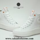 Refresh Bota Lona Plataforma Mujer Blanca Modelo 175062 Fabricadas en Textil Transpirable Con La Puntera de Goma Con Cordones y Cremallera Lateral Con Suela Antideslizantes. Envio Gratis!!