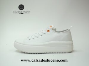Refresh Zapatilla Lona Plataforma Mujer Blanca Modelo 175061 Fabricadas en Textil Transpirable Con La Puntera de Goma Con Cordones